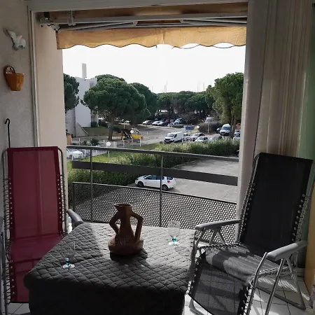 Sol-y-days Elysee: Waterfront With Parking Apartment Le Grau-du-Roi